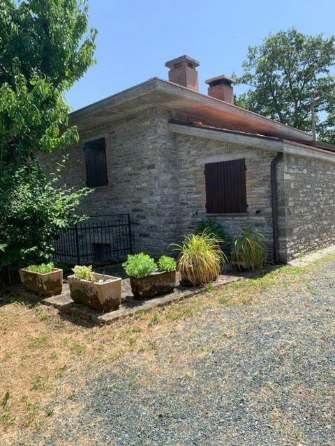Villa Borgo Scorza Pietramogolana Exterior foto